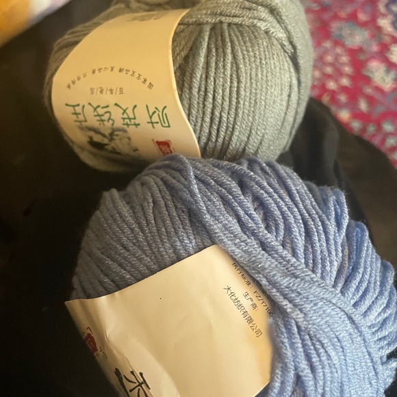 🧶 yarn - Picture 1 of 3
